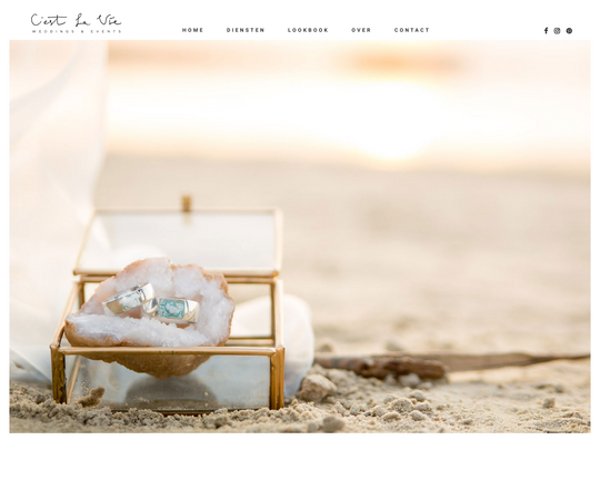 Cest La Vie Weddings Logo